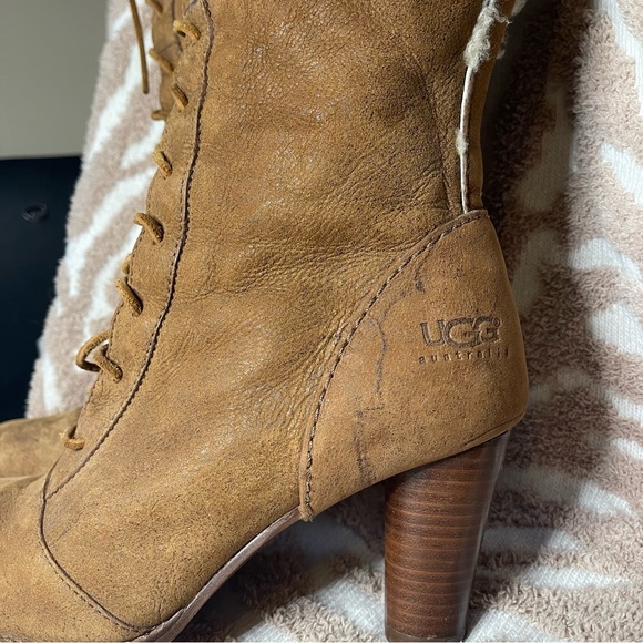 Ugg Camille tall lace up boot shearling size 9 - Picture 4 of 13